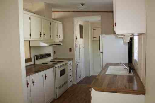 37149 Bighorn Dr - Photo 2 of 9