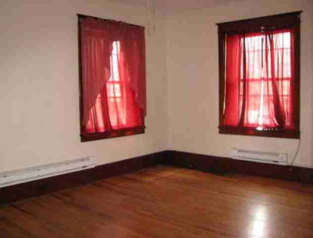 1590 W Market St - Photo 2 of 2