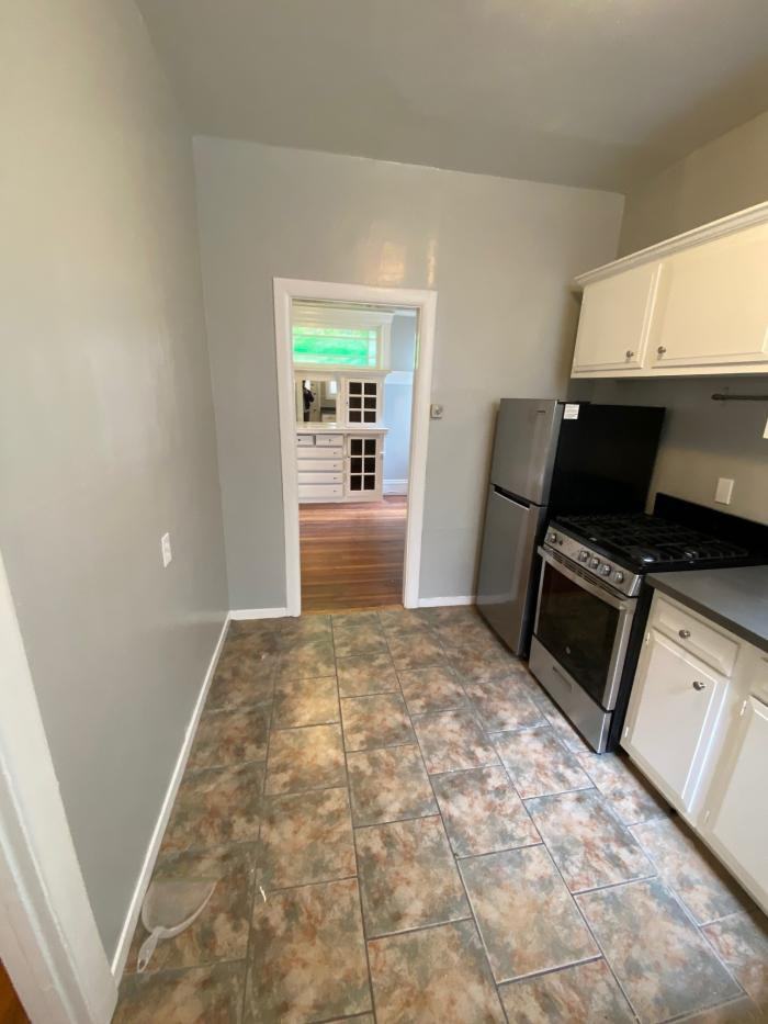 1008 Pierce Street - Photo 3 of 17