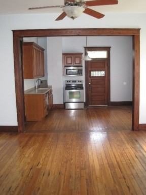 305 W Duffy St #C - Photo 3 of 5