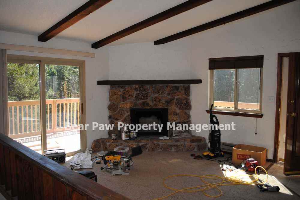 9102 Gray Lane - Photo 3 of 10