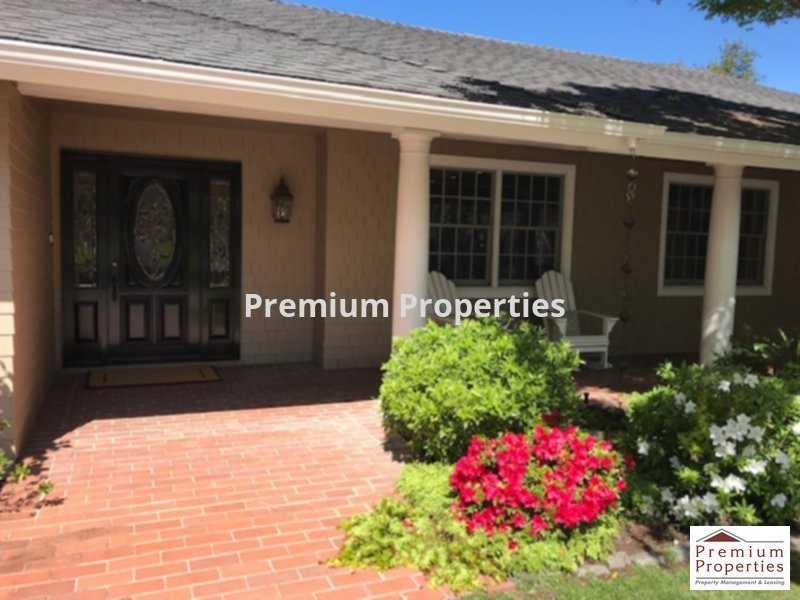 2541 Roundhill Dr - Photo 3 of 49