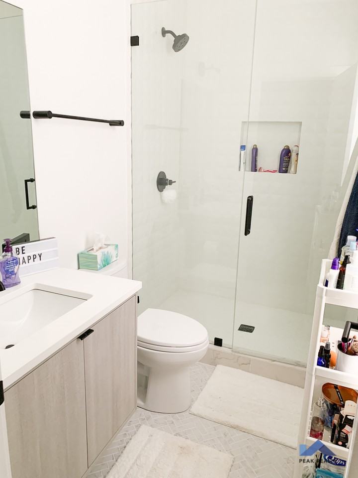 3401 N. Hamlin Ave. - Photo 2 of 2