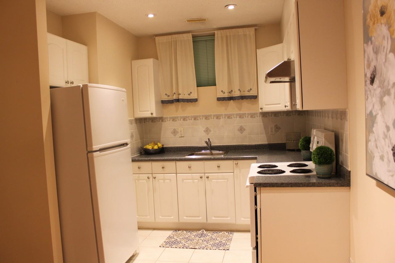 301 Gowan Avenue - Photo 2 of 10
