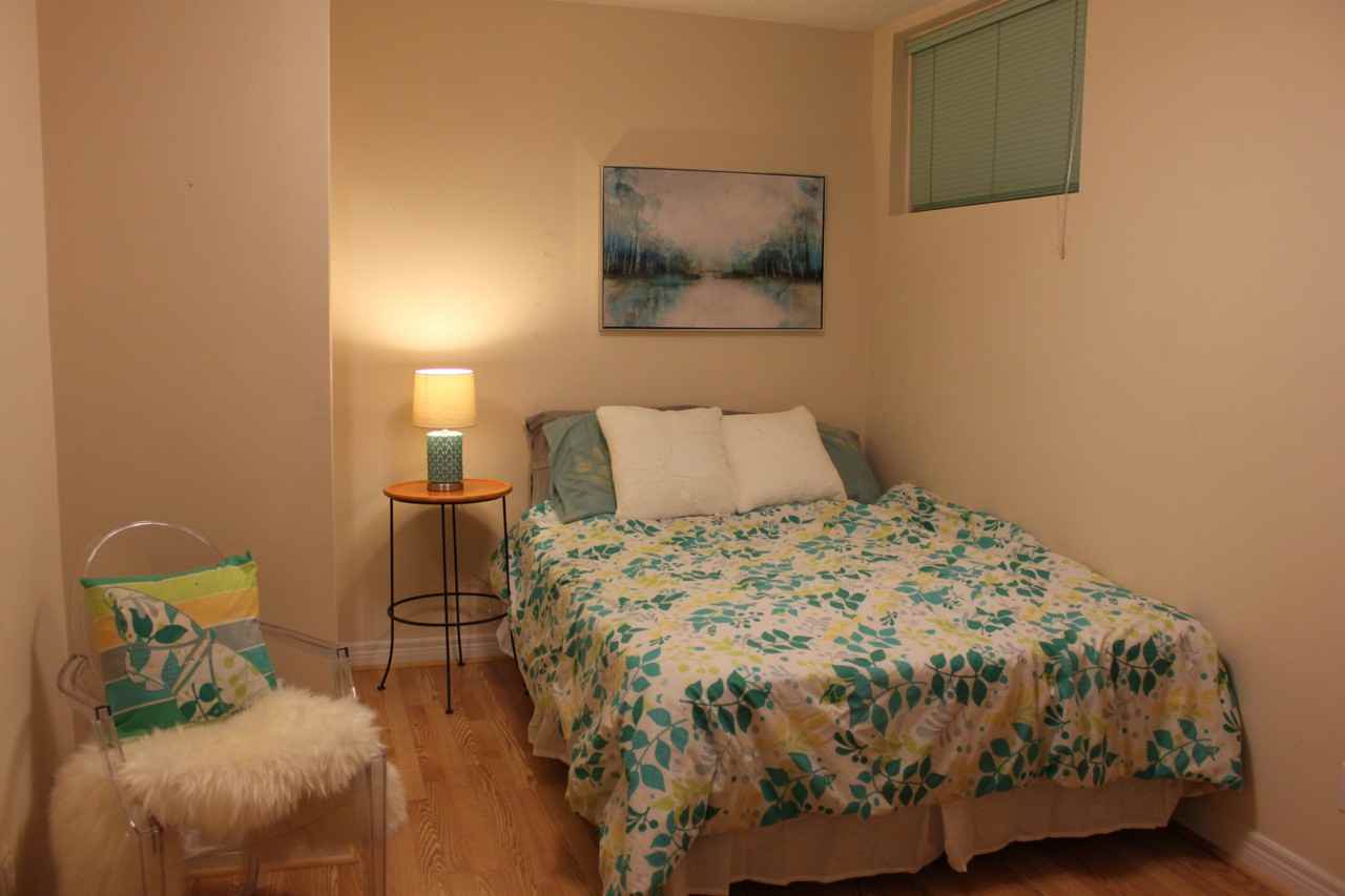 301 Gowan Avenue - Photo 5 of 10