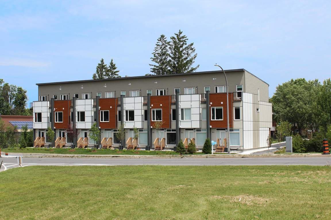 Algonquin Place Apartments for Rent 115 101115 Amaya, Ottawa, ON K2A