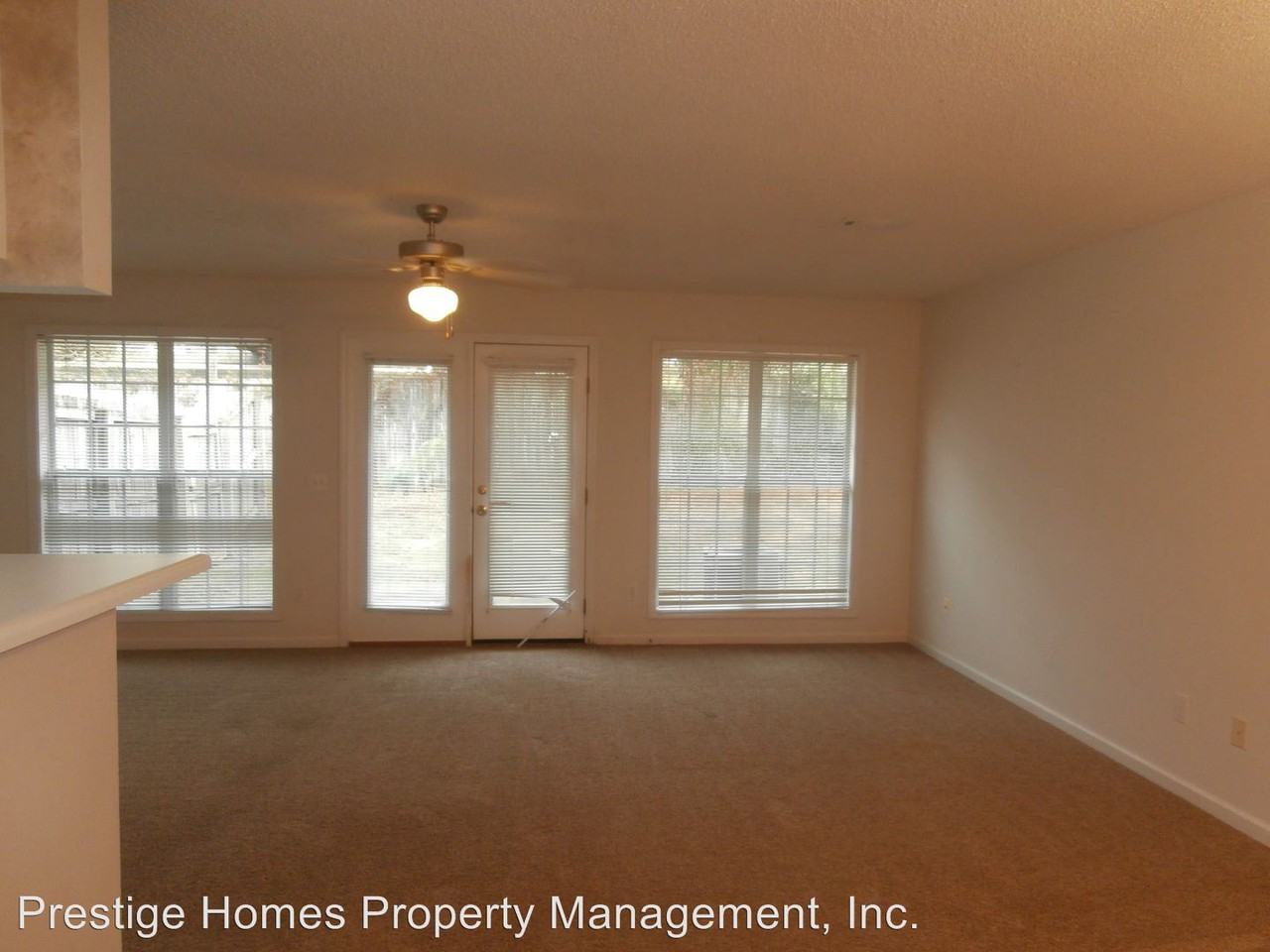 127 Woodberry Dr - Photo 2 of 10