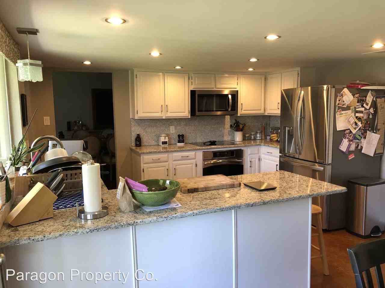 1708 Elk Grove Dr. - Photo 3 of 14