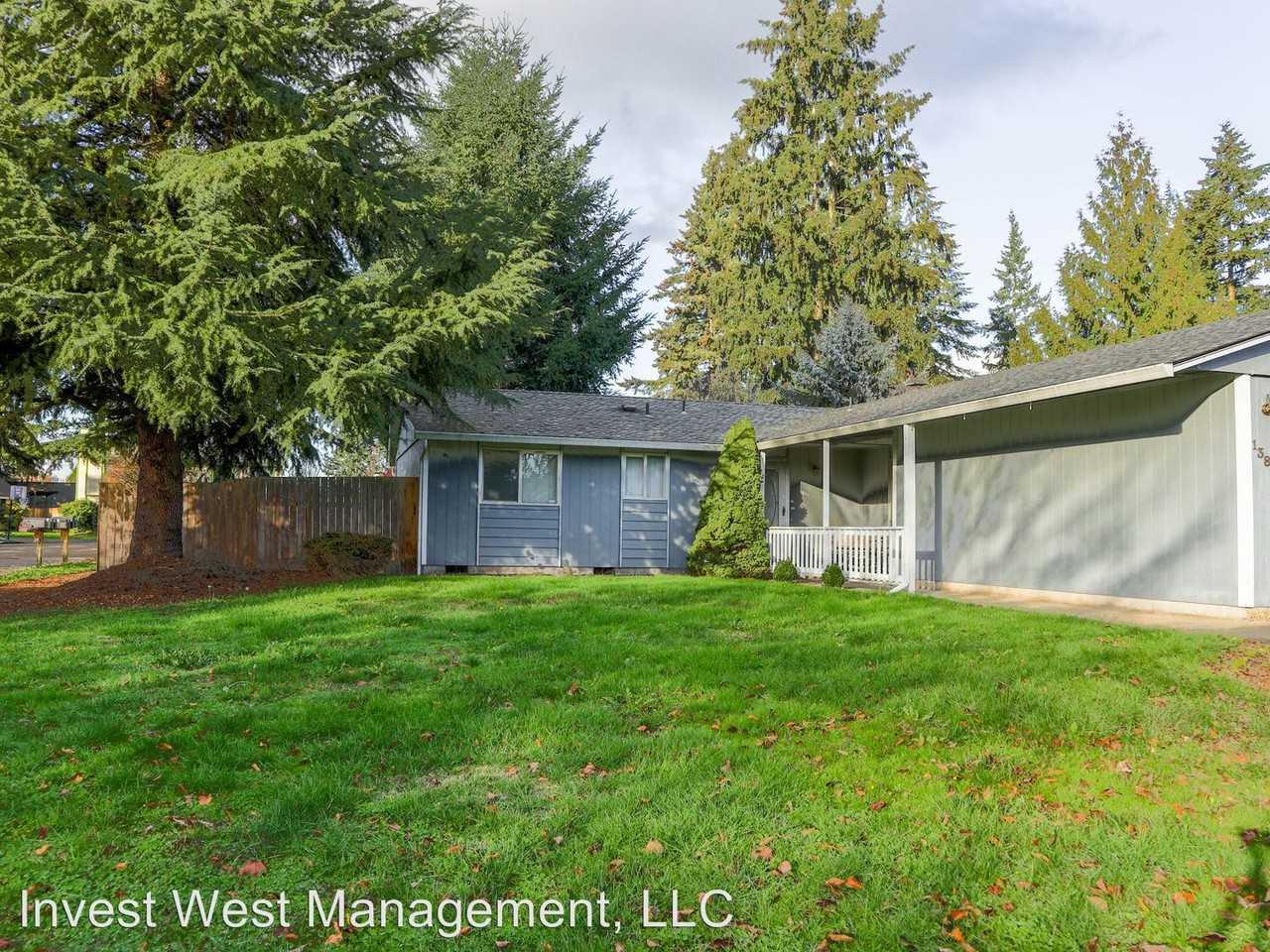 13802 Ne 82nd St - Photo 2 of 16