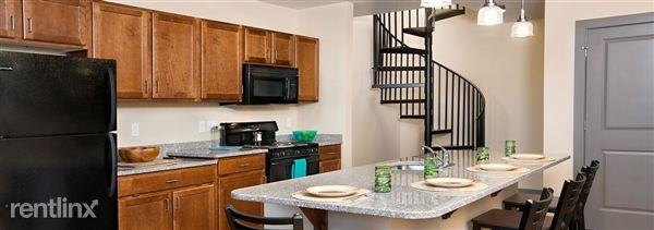 1200 West Marshall - Photo 3 of 7