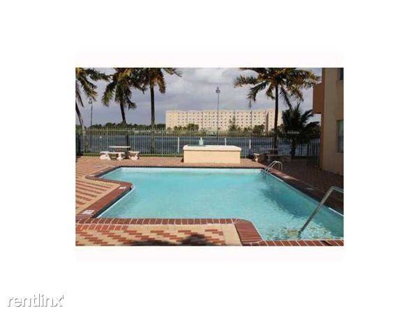 5501 NW 7th St - Photo 3 of 5