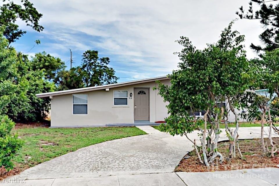 910 W Pine Street - Photo 2 of 20