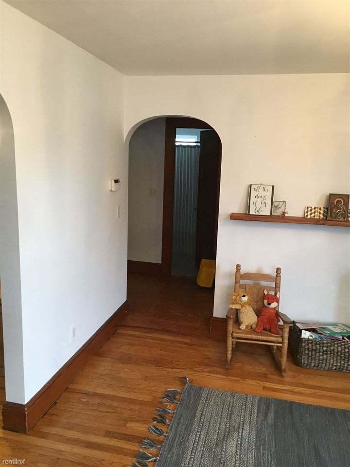 1 Harvey St - Photo 3 of 5