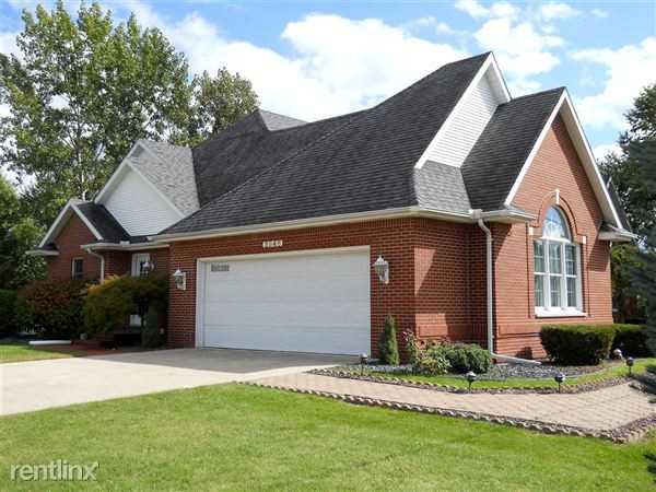 3946 Lawndale Rd - Photo 3 of 7