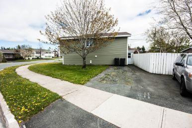 11A Leger Cres – Bright, 2 Bedroom Apartment in  Mount Pearl!!! - Photo 2 of 8