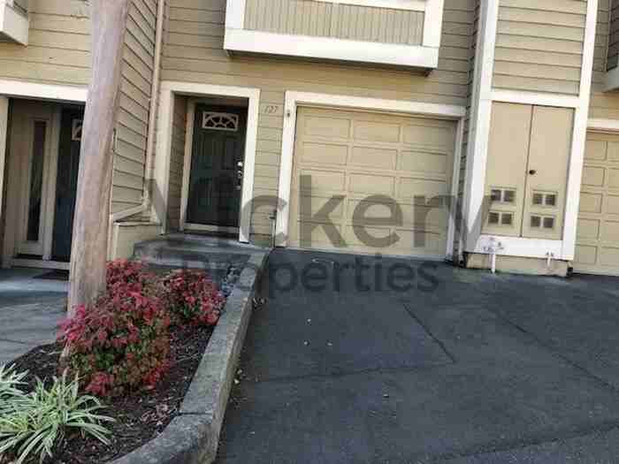 127 Vista Hermosa - Photo 2 of 19