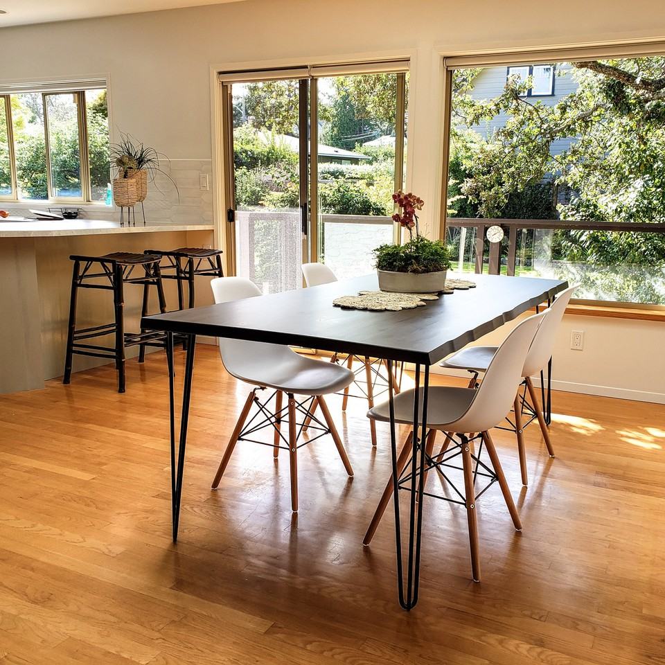 910 Richmond Avenue - Photo 3 of 7