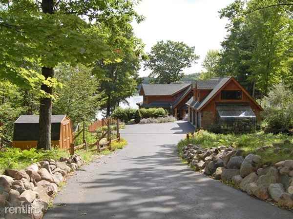 9210 St Ives Dr - Photo 2 of 9