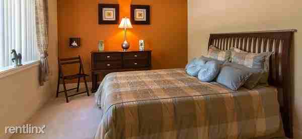 The Encore - Photo 3 of 16