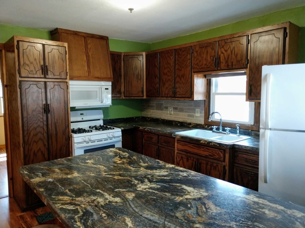 26 Summit Ave S - Photo 3 of 15