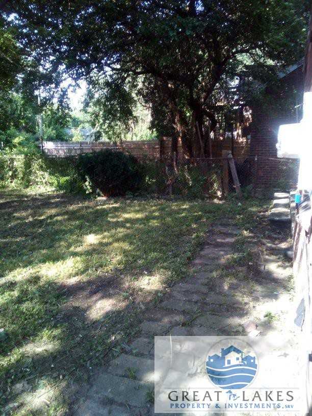 12017 College Street - Photo 3 of 7