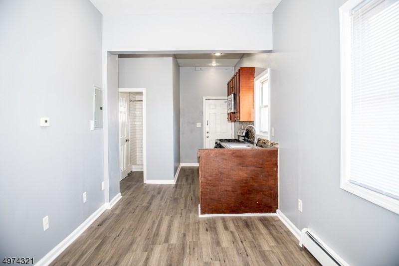 132-134 4th St Unit 2 - Photo 2 of 11