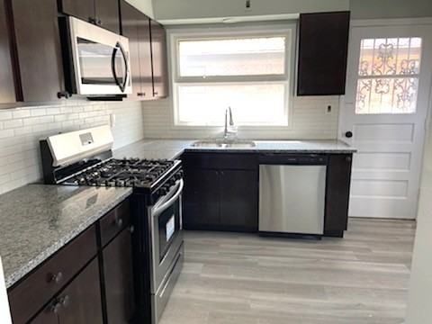 3304 Wilcox - Photo 3 of 9