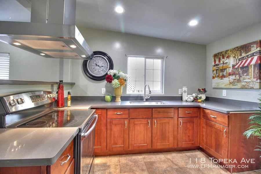 118 Topeka Ave - Photo 2 of 10