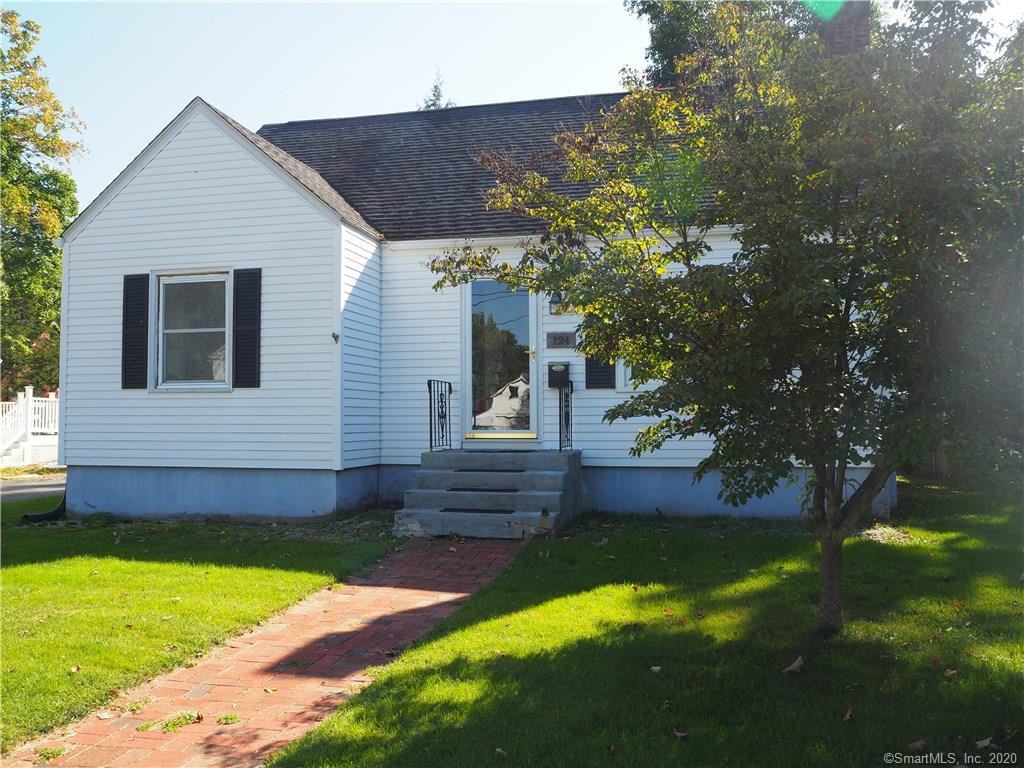 124 Pleasant Street - Photo 2 of 26