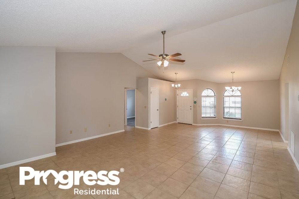 7077 Eagles Perch Dr - Photo 3 of 22