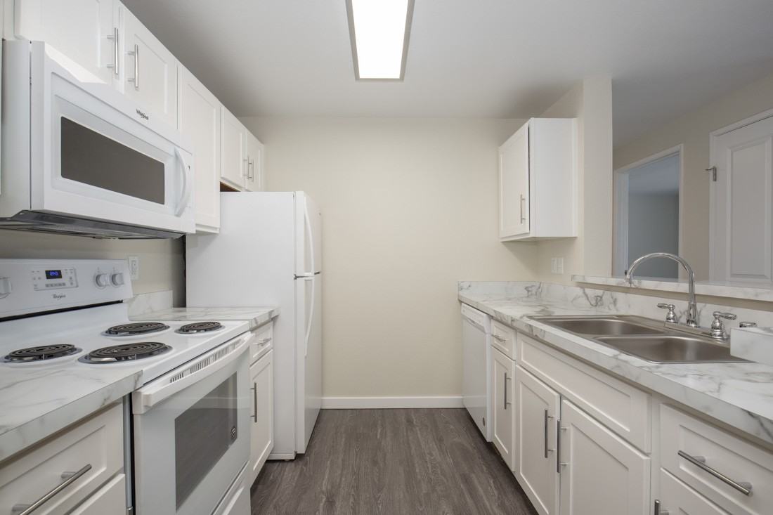 Serra Vista Apartment Homes - Photo 2 of 32