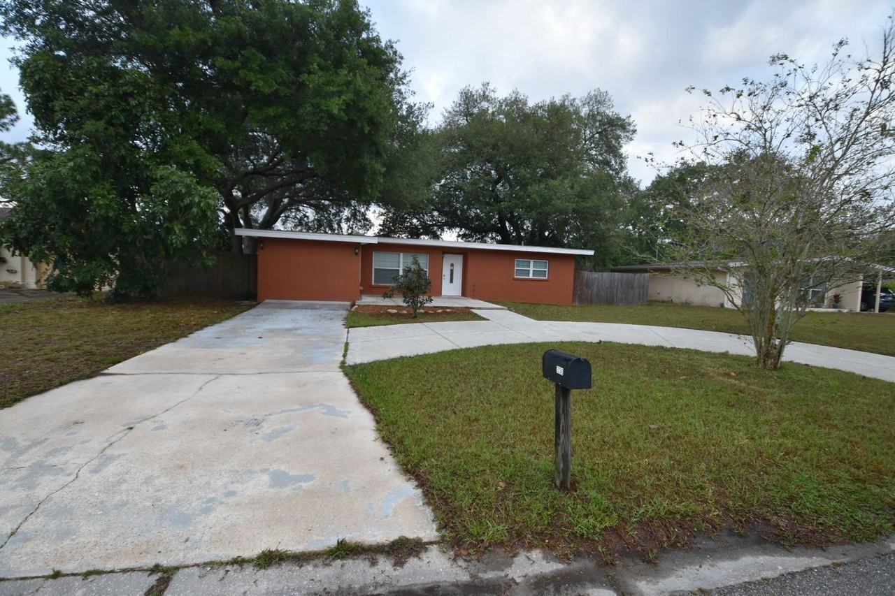 2030 Harley Ave - Photo 2 of 22