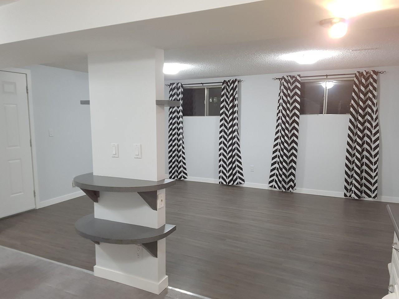 6715 32 Avenue Northwest - Photo 2 of 14