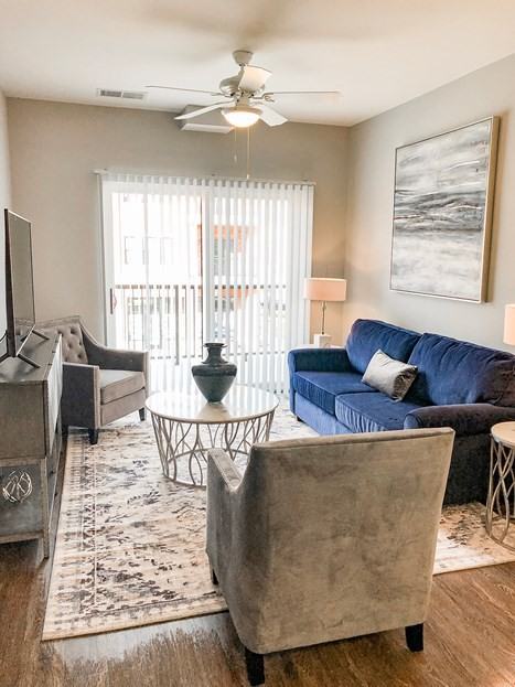 Ivy at Berlin Place - Photo 6 of 18