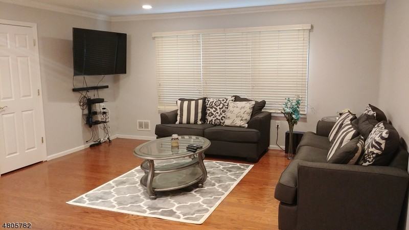 19 Cellar Ave - Photo 2 of 10