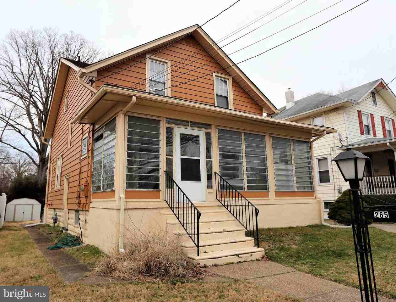 265 Wyoming Avenue - Photo 2 of 16