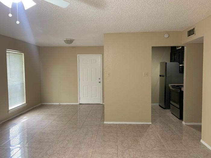 4802 Country Club Drive #B - Photo 3 of 13