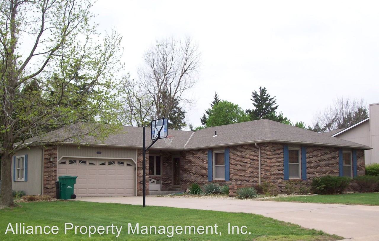 3321 Trevelyan Ave. - Photo 2 of 37