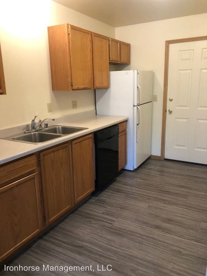 2401 Wheeler Drive - Photo 2 of 23