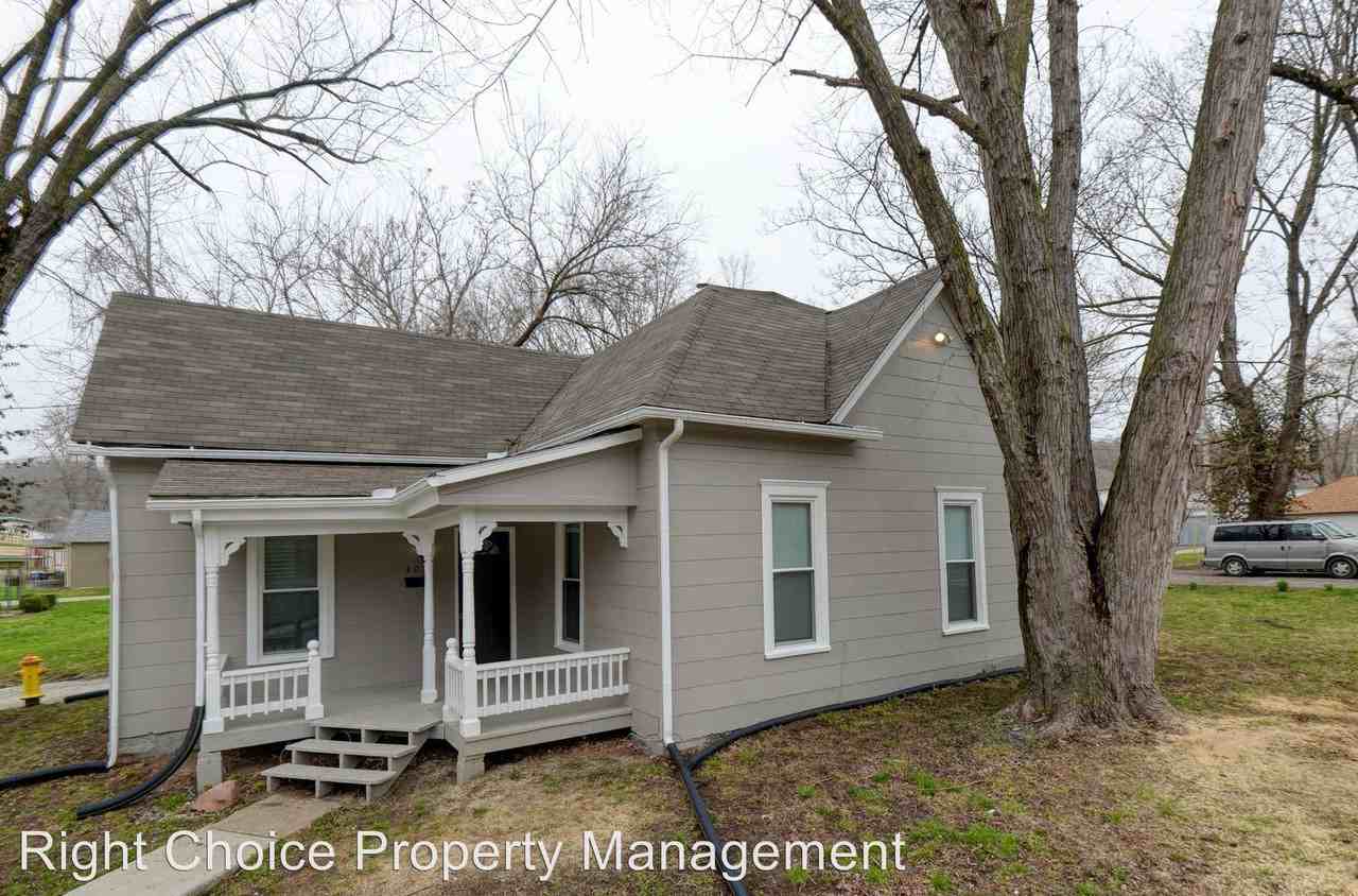 305 Saratoga - Photo 2 of 21