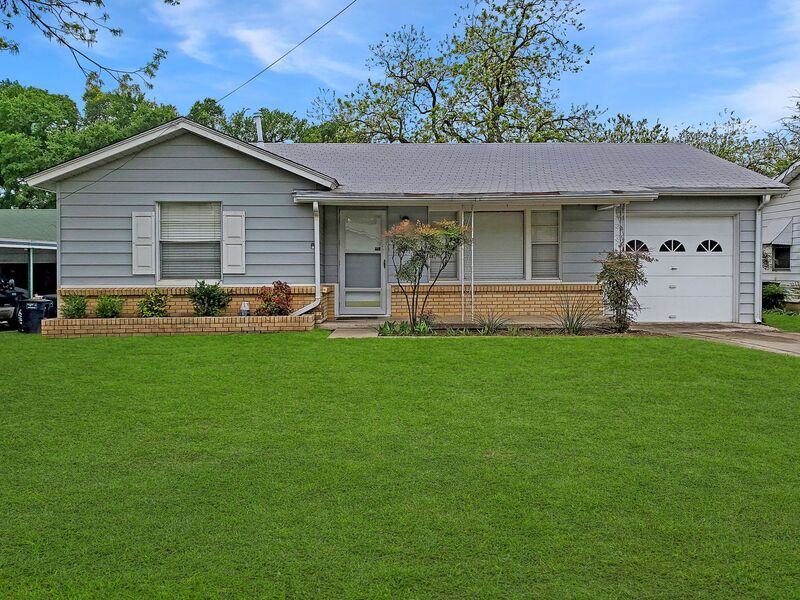 208 Westfork Dr. - Photo 2 of 10