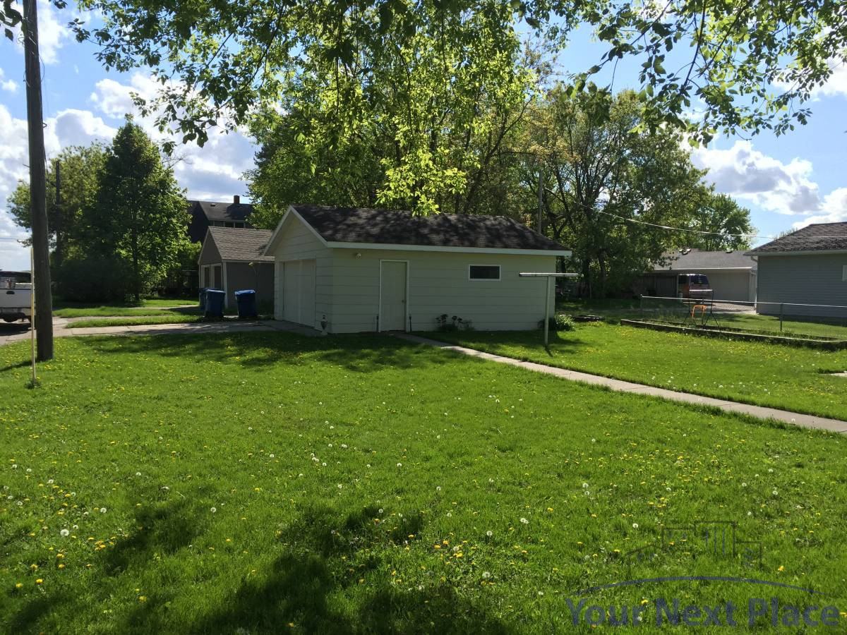 1 6th Avenue North - Photo 3 of 14