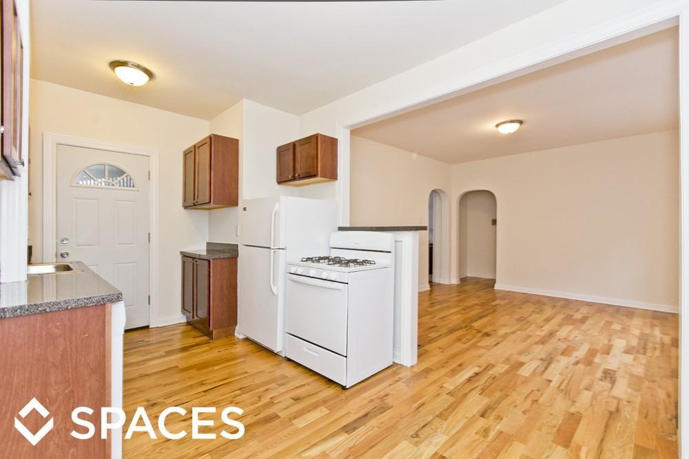 3823 N Fremont St - Photo 2 of 22