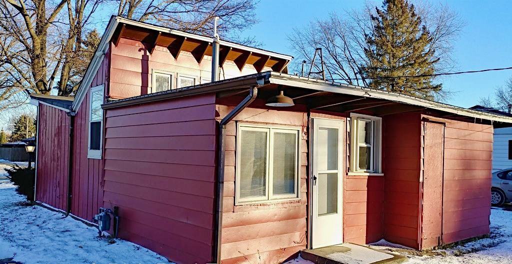 7426 Paul Bunyan Rd - Photo 3 of 13