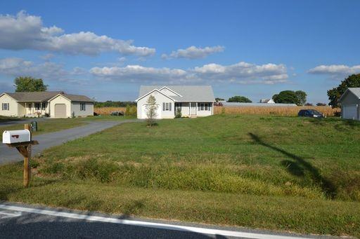 1818 Downs Chapel Rd - Photo 2 of 13