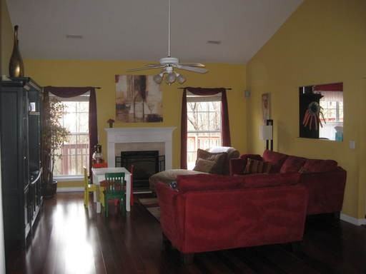 1000 Elmshade Ln - Photo 3 of 12