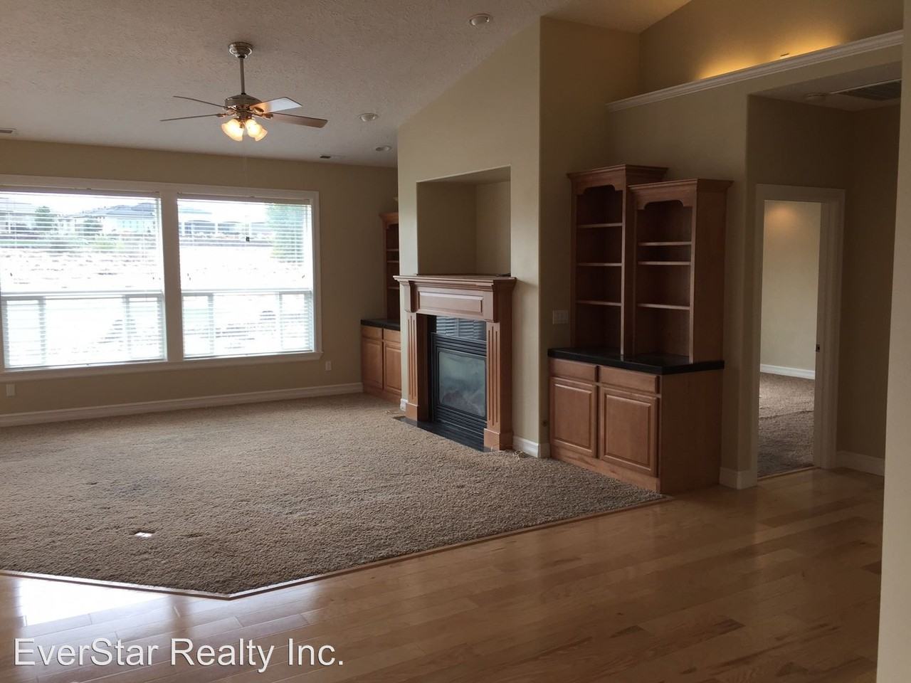 2607 Stonecreek Drive - Photo 2 of 18