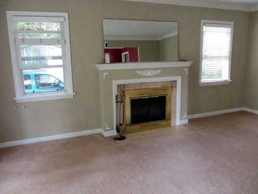 9953 NE Alton St - Photo 2 of 20