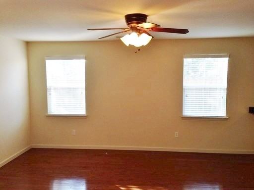 9402 Aphrodite St - Photo 3 of 12