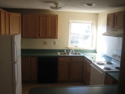 874 Fairmont Rd #H - Photo 2 of 2